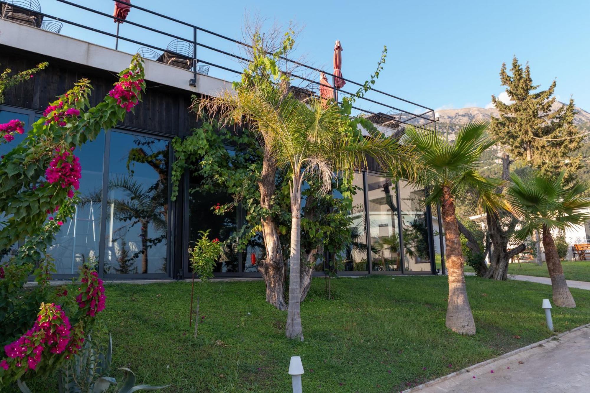 Domi Beach Valley Dhërmi Exterior foto
